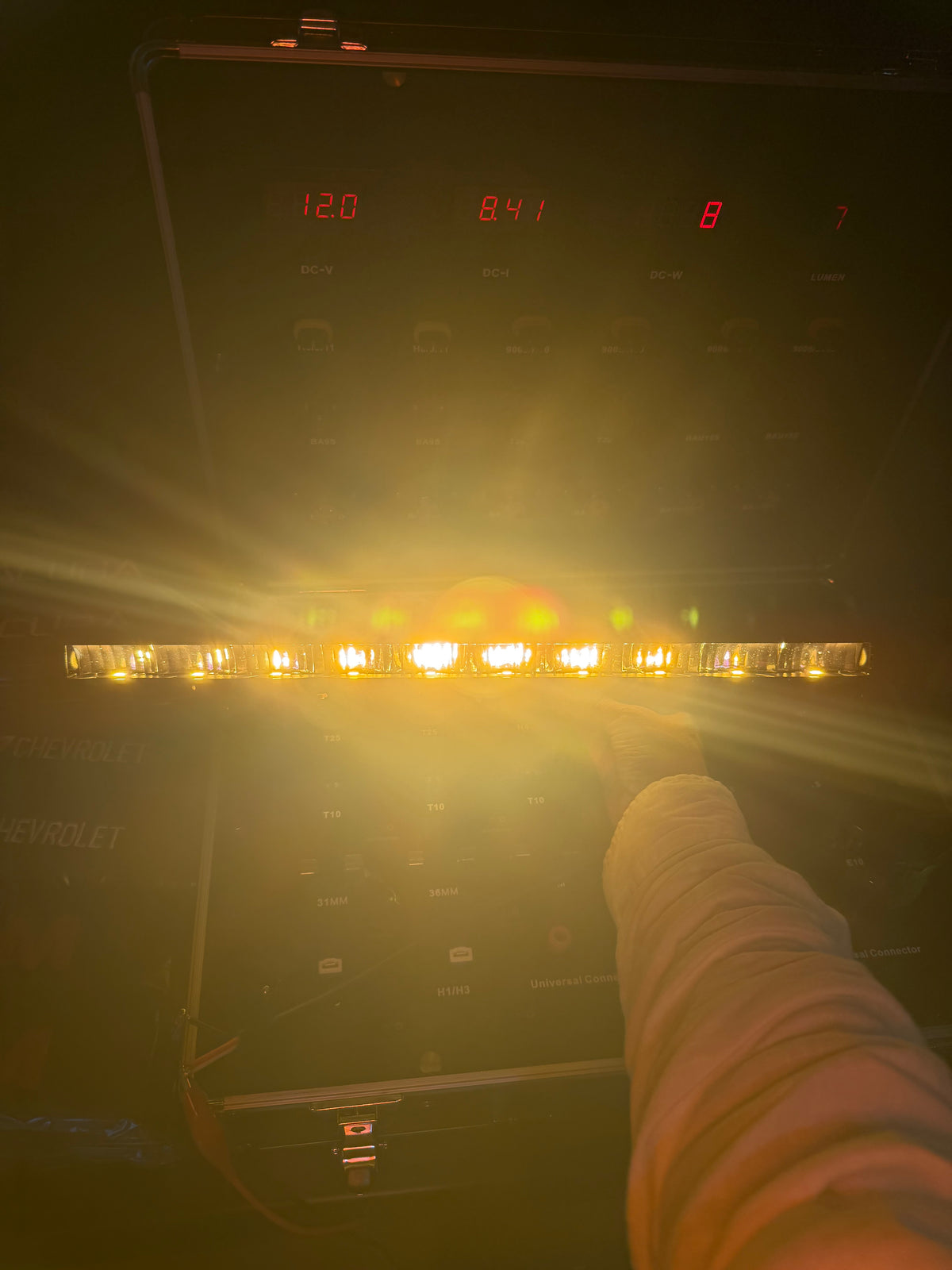 LED Light Bar – White & Amber